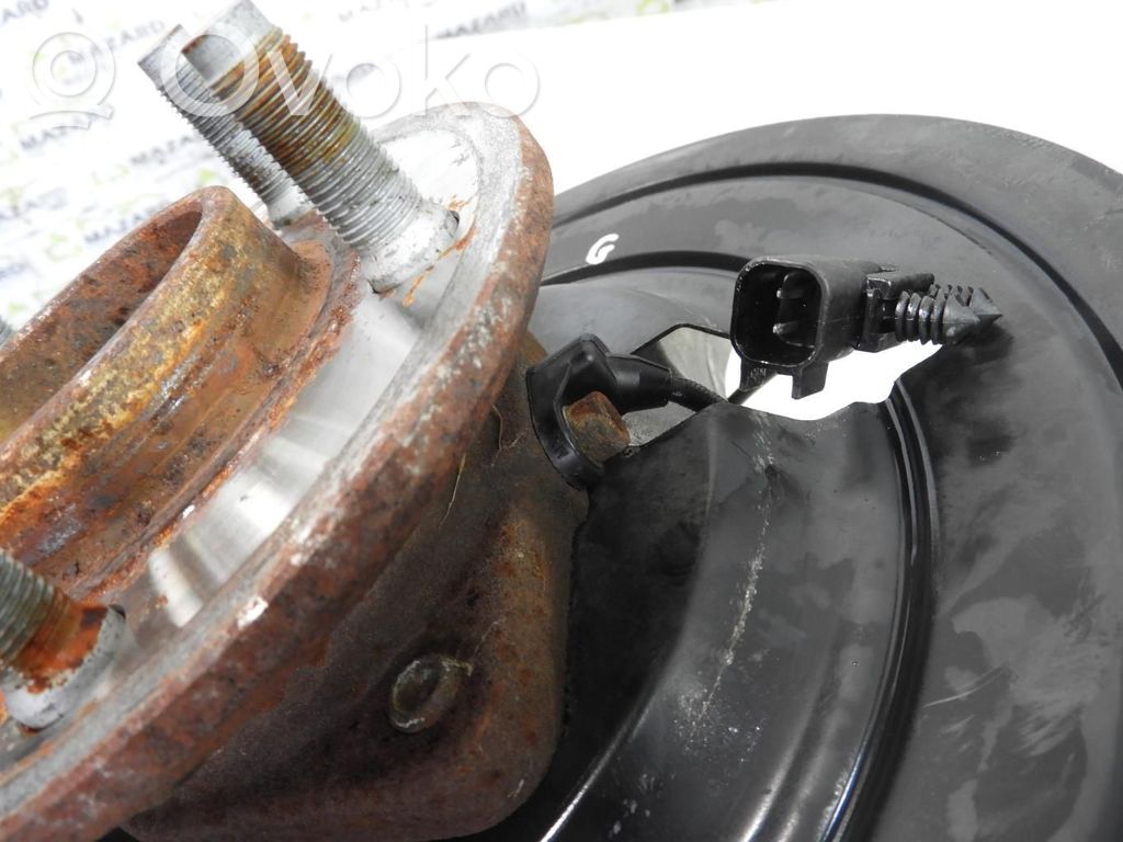 Jeep Cherokee Achsschenkel vorne 