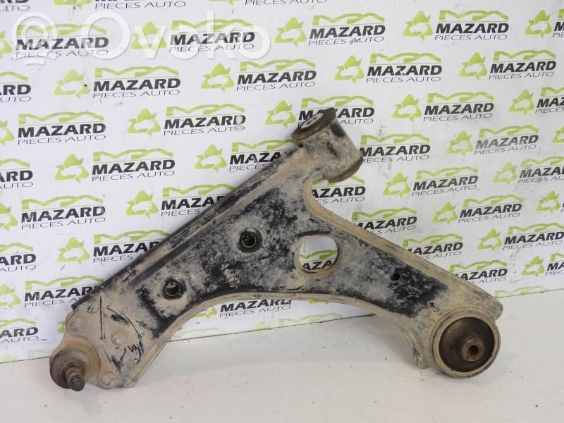Front control arm   13426552