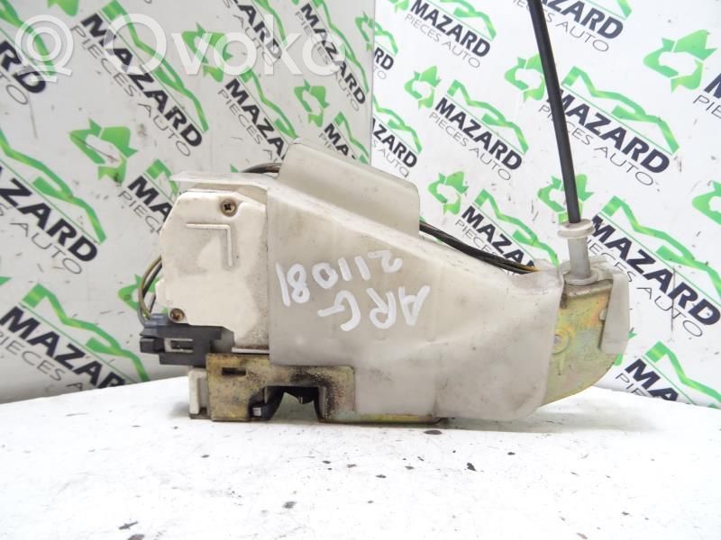 Ford Fiesta Zamek drzwi tylnych 