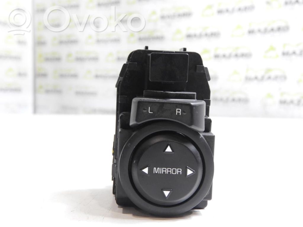 KIA Rio Wing mirror switch 