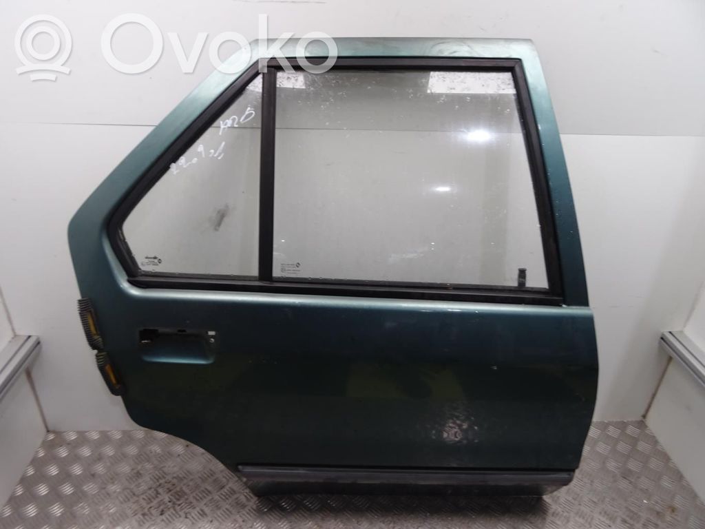 Renault 19 Galinės durys 
