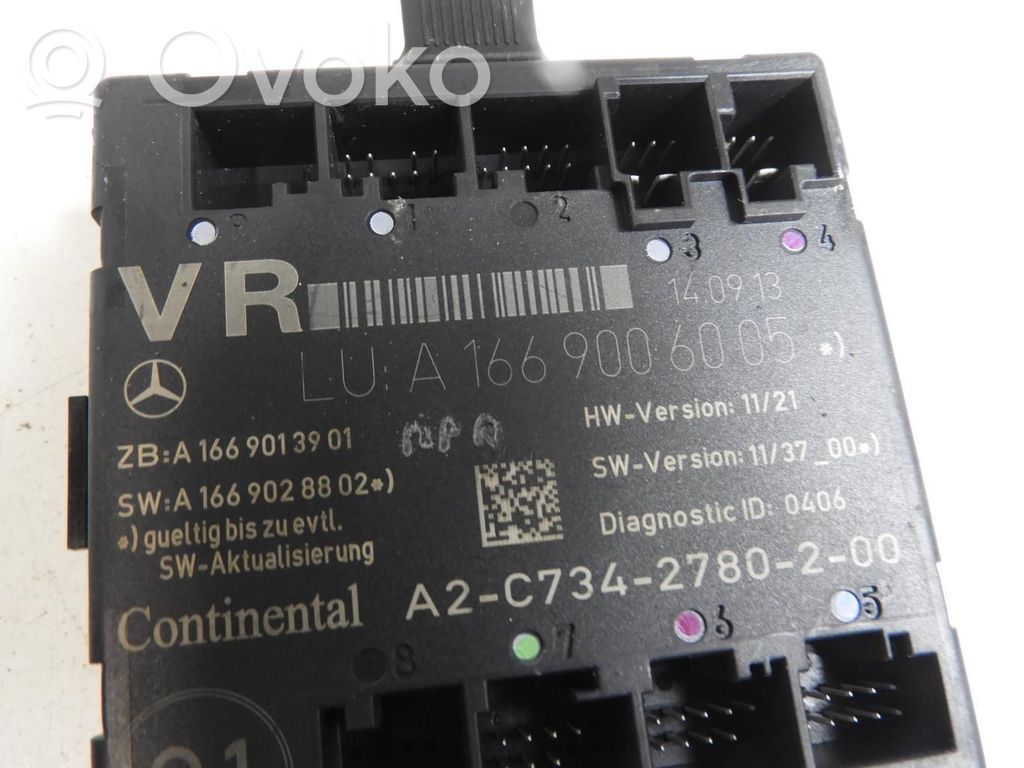 Mercedes-Benz CLA C117 X117 W117 Door central lock control unit/module 