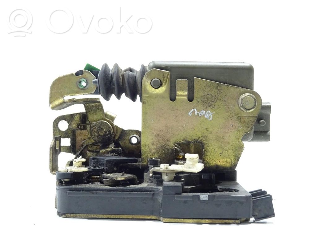 Renault Clio I Front door lock 