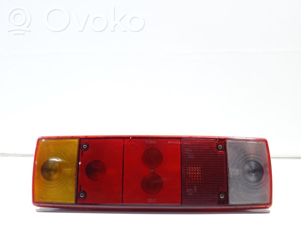 Rear/tail lights