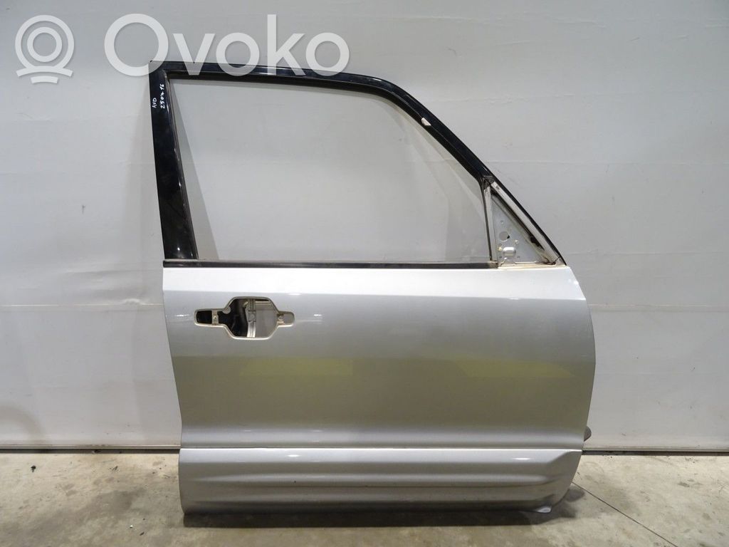 Mitsubishi Pajero Puerta delantera 