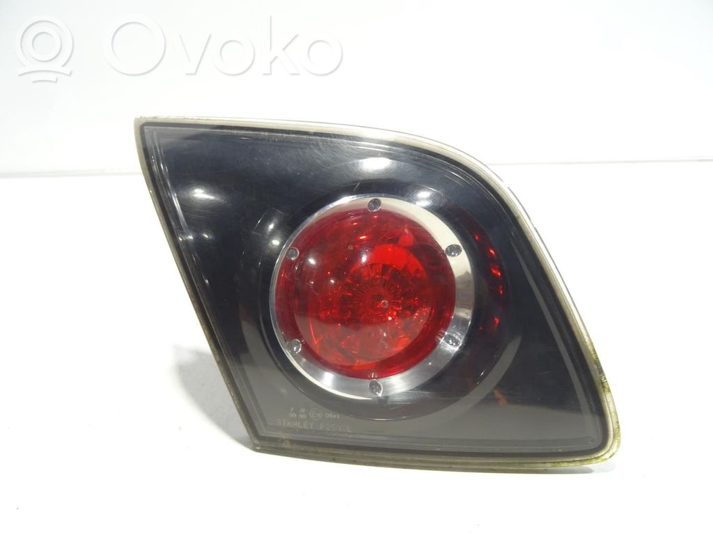 Mazda 3 I Tailgate rear/tail lights 