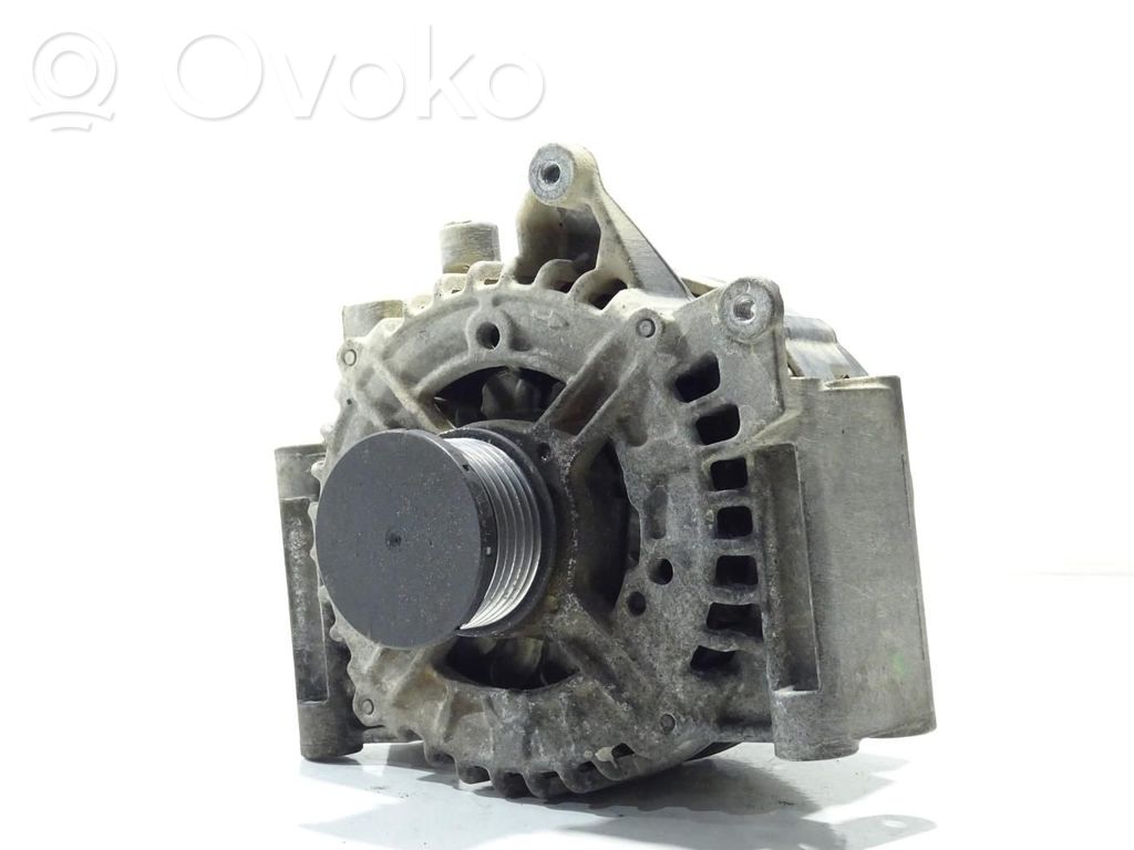 Mercedes-Benz C W204 Alternator 