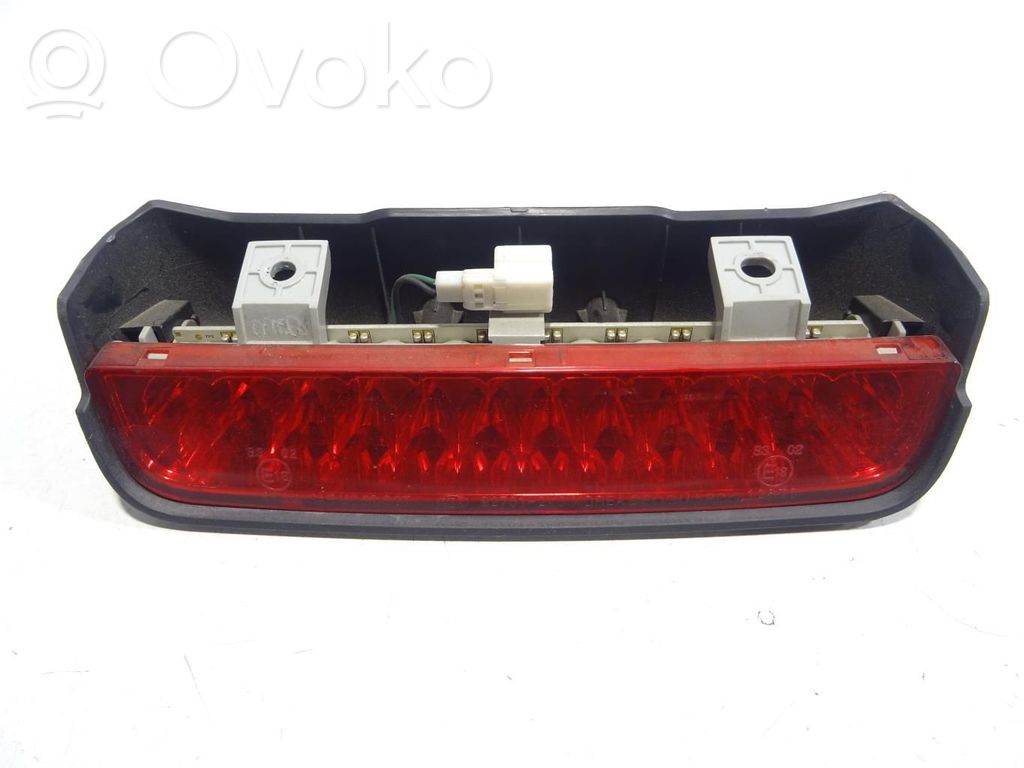 KIA Soul Third/center stoplight 
