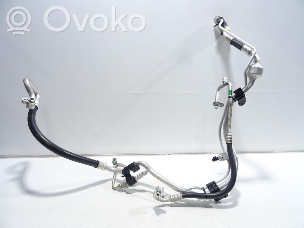 Ilmastointilaitteen putki (A/C)   977751H200