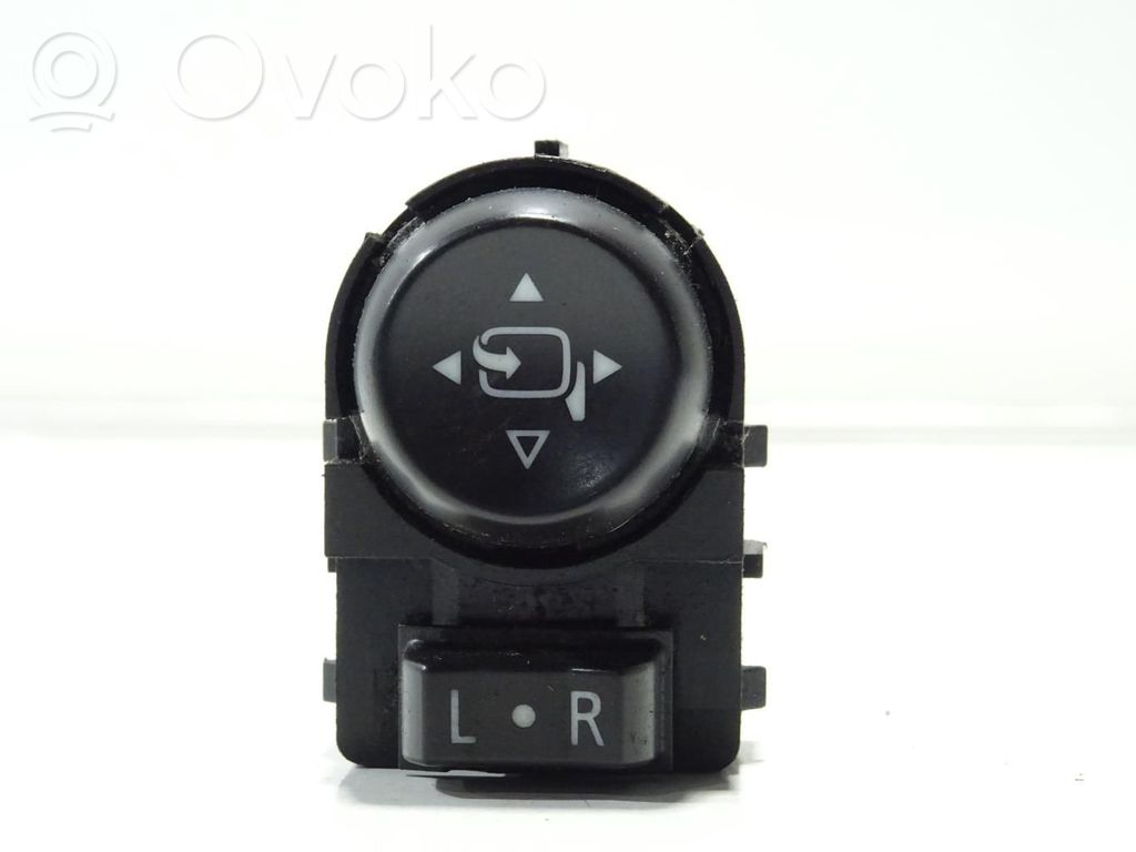 Opel Astra K Wing mirror switch 