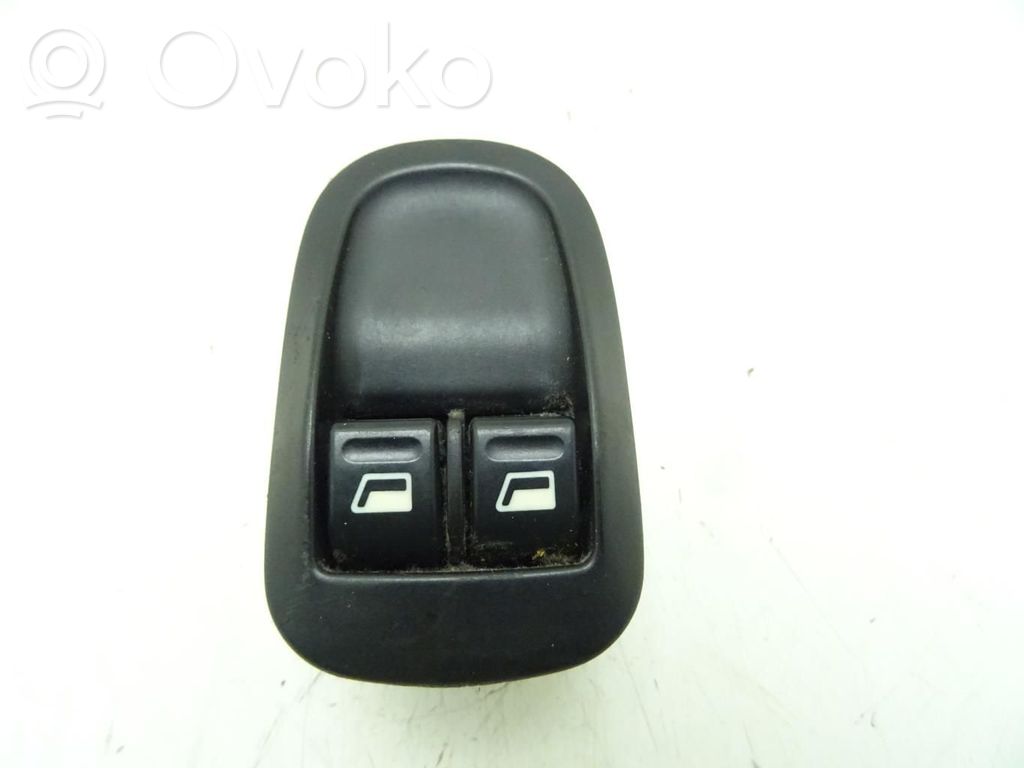 Peugeot 206 Electric window control switch 