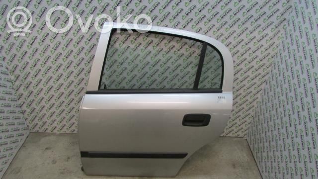 Opel Astra G Puerta trasera 