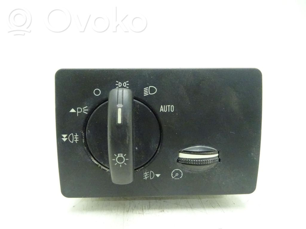 Ford Kuga I Light switch 