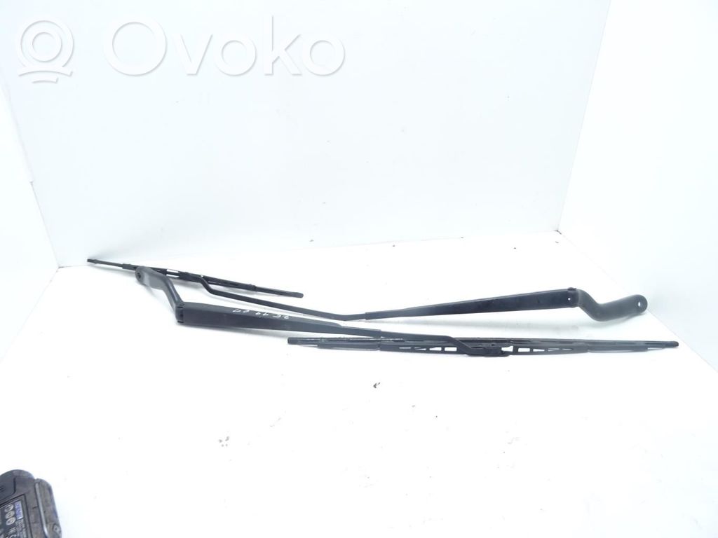Ford Fiesta Ramię wycieraczki szyby przedniej / czołowej 