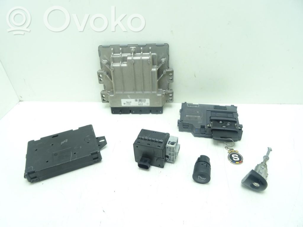 Renault Clio IV Engine ECU kit and lock set 
