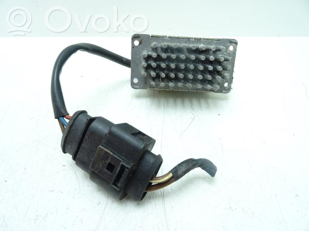 Rezystor / Opornik dmuchawy nawiewu   3DO907521