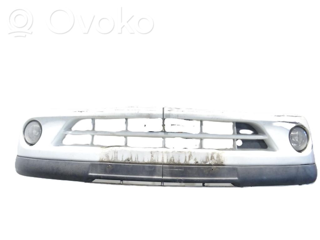 Renault Scenic I Parachoques delantero 