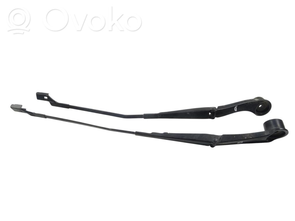 Ford Transit Custom Front wiper blade arm 