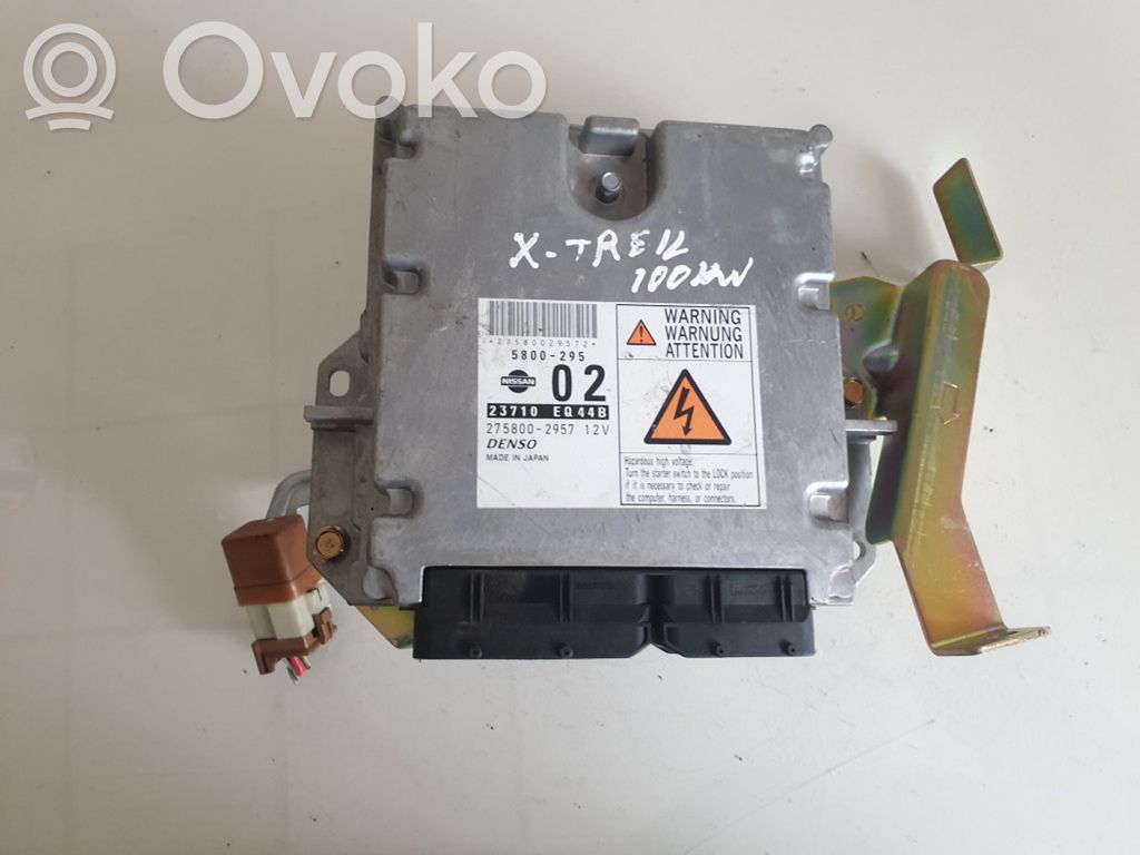 Nissan X-Trail T30 Engine control unit/module 