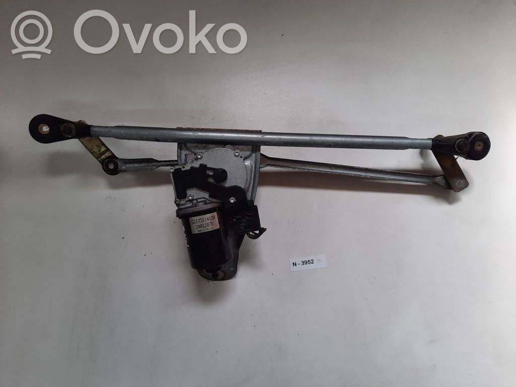 BMW X5 E53 Front wiper linkage and motor 
