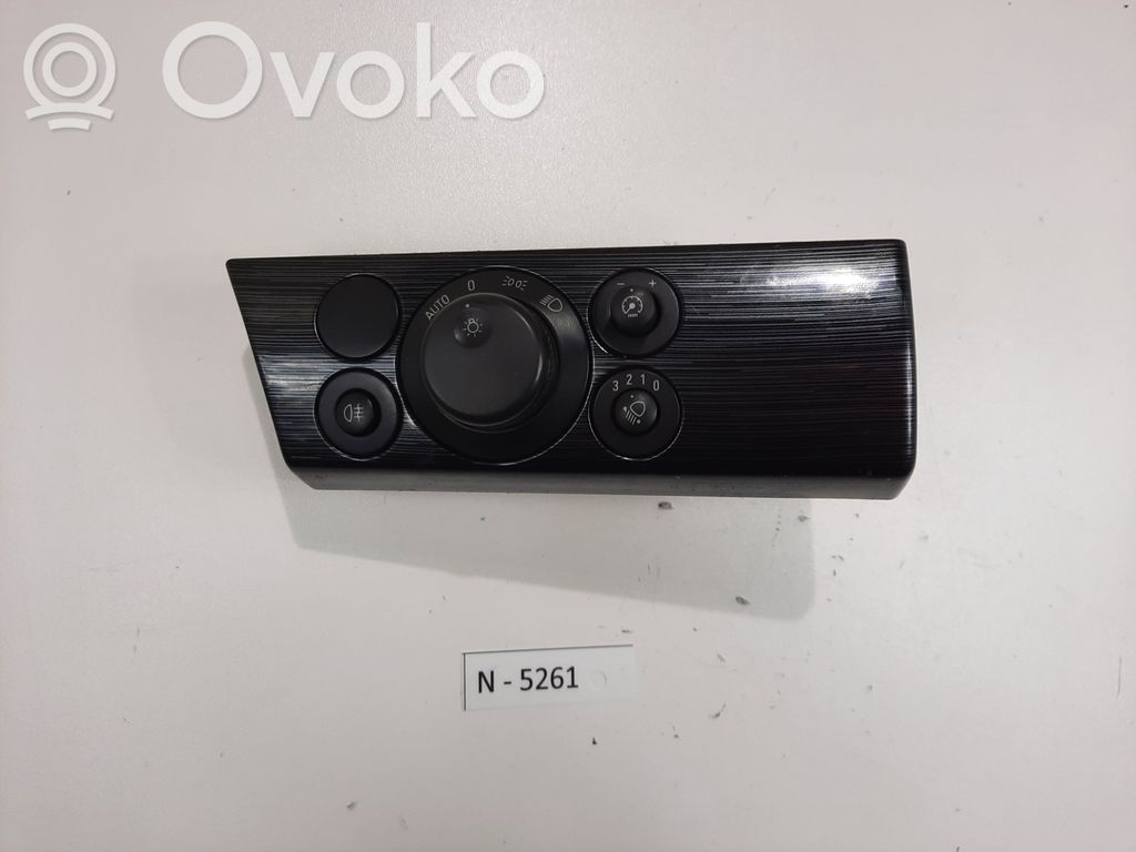 Opel Astra H Light switch 