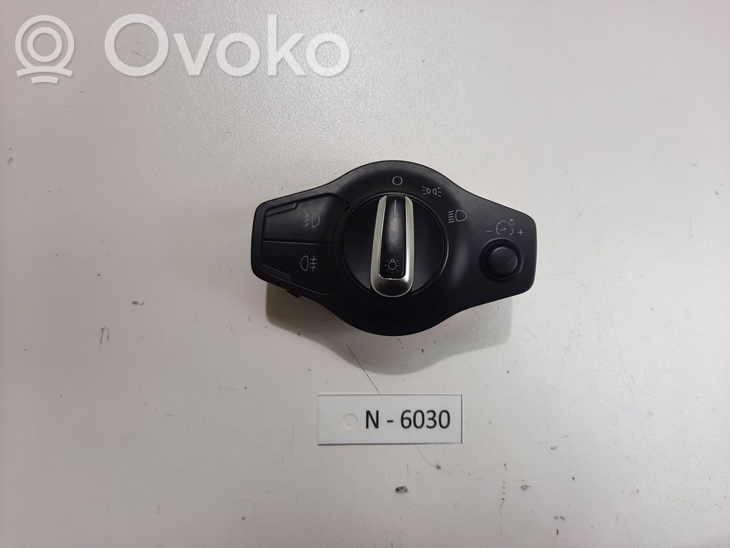 Audi A4 S4 B8 8K Lukturu slēdzis 