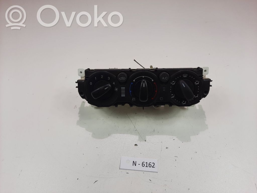 Climate control unit   69737001