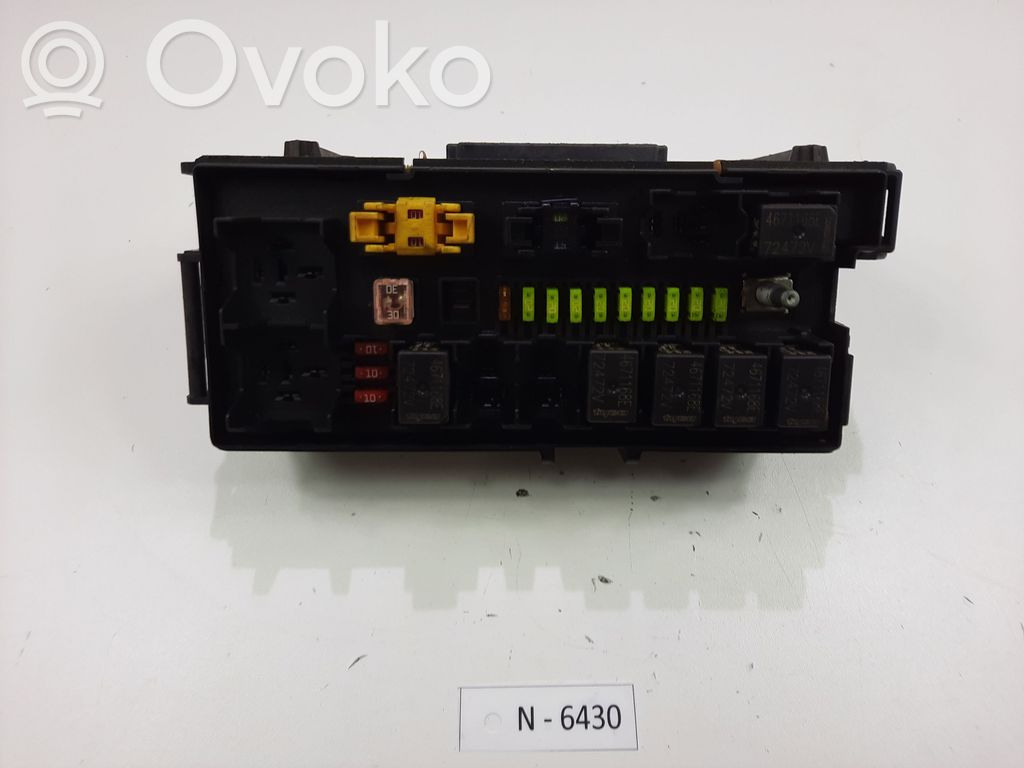 Jeep Commander Fuse module 