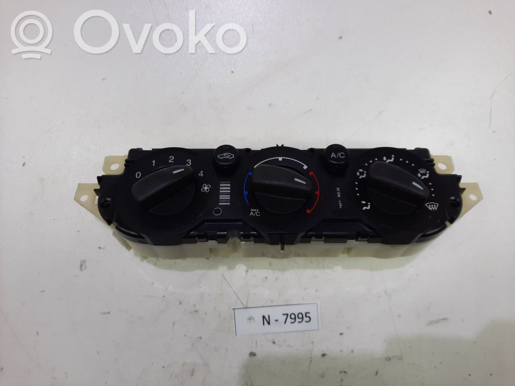Ford C-MAX II Climate control unit 