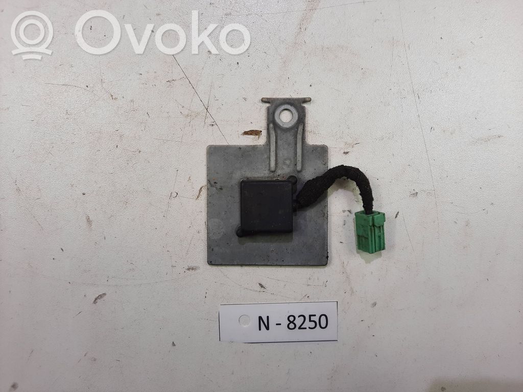 Mazda CX-5 Antenne intérieure accès confort 