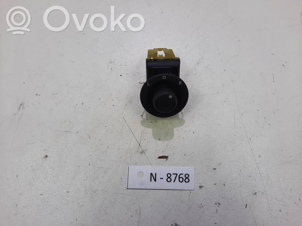 Dodge Caliber Wing mirror switch 
