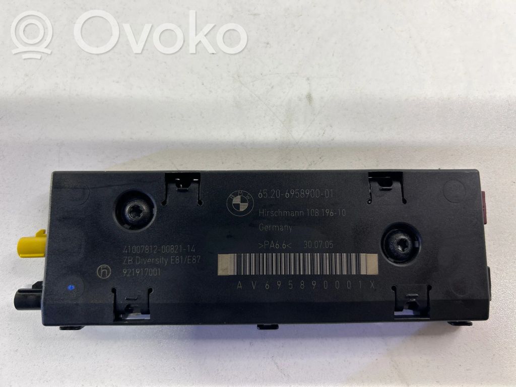 BMW 1 E81 E87 Antenos stiprintuvas 