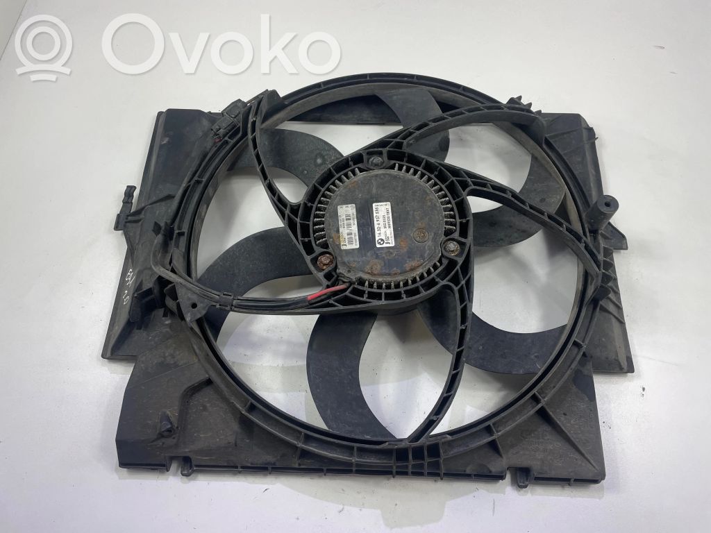 BMW 3 E90 E91 Elektrisks radiatoru ventilators 