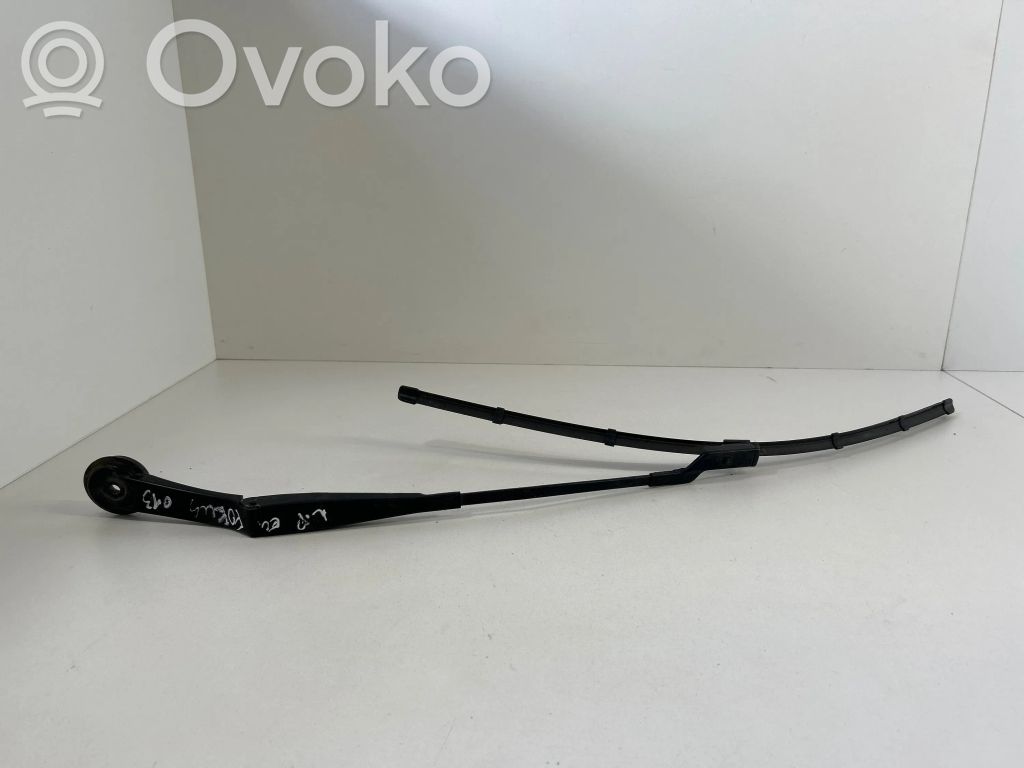 Ford Focus Front wiper blade arm 