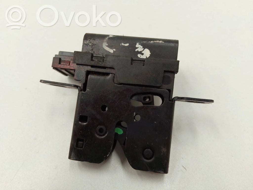 Citroen C5 Tailgate window lock/catch/latch 