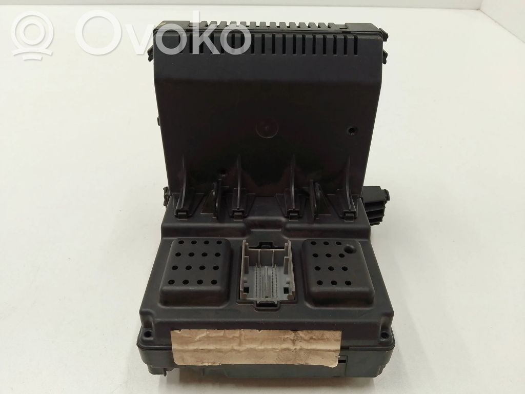 Volvo S60 Saugiklių blokas 