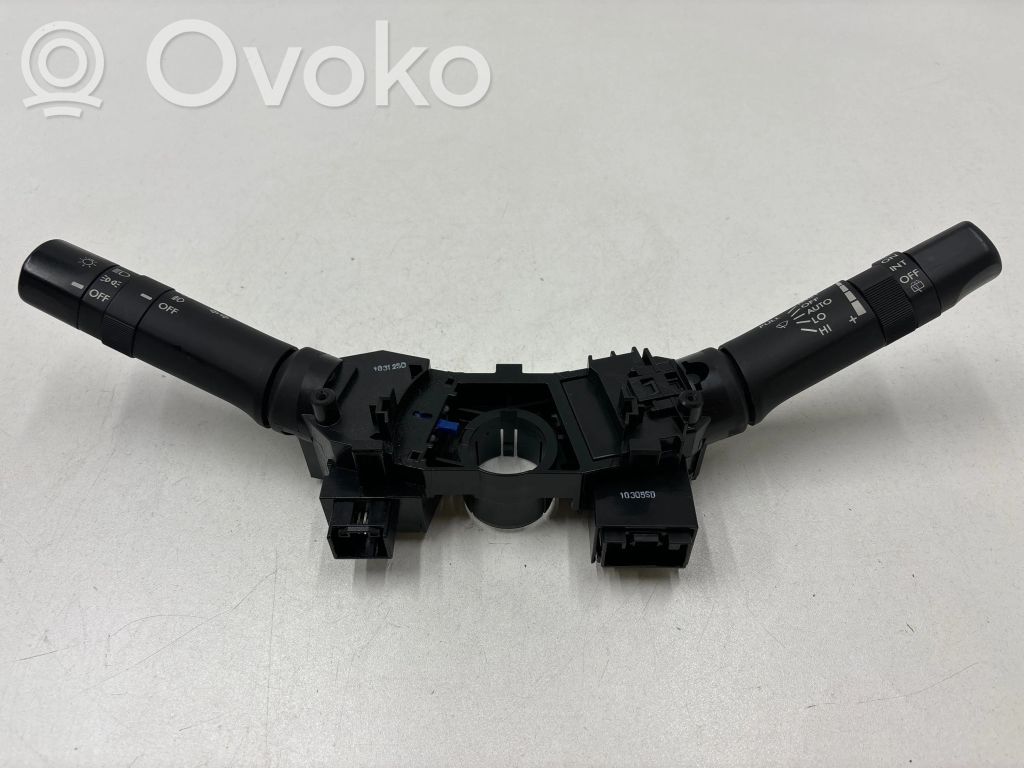 Subaru Outback Wiper turn signal indicator stalk/switch 