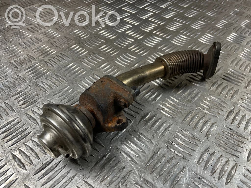 Audi 100 S4 C4 Válvula EGR 