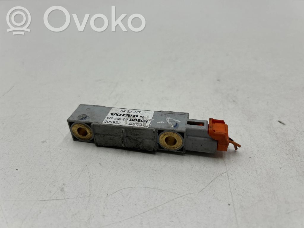 Volvo V70 Oro pagalvių smūgio daviklis 