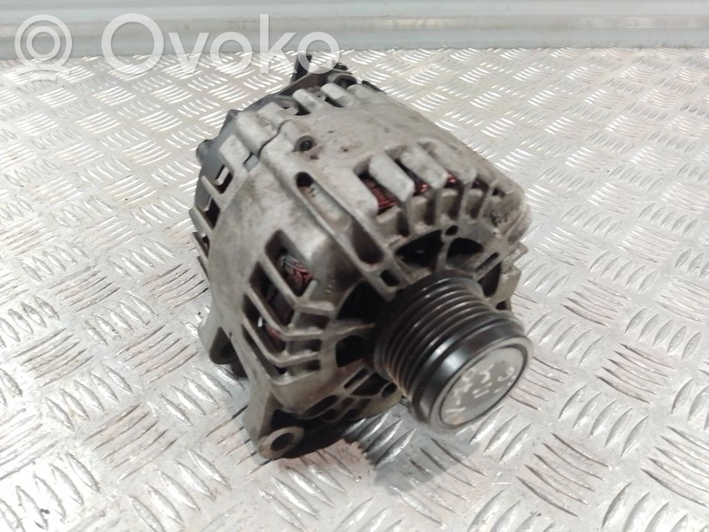 Volvo V70 Ģenerators 