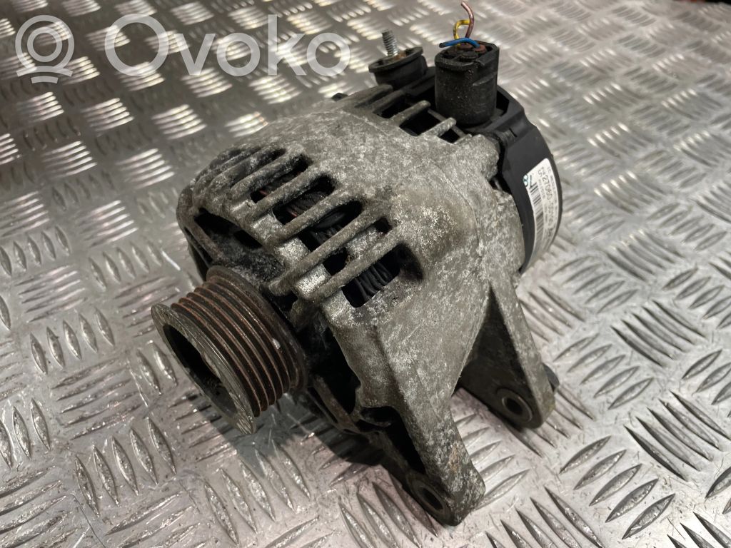 Toyota Corolla Verso E121 Ģenerators 