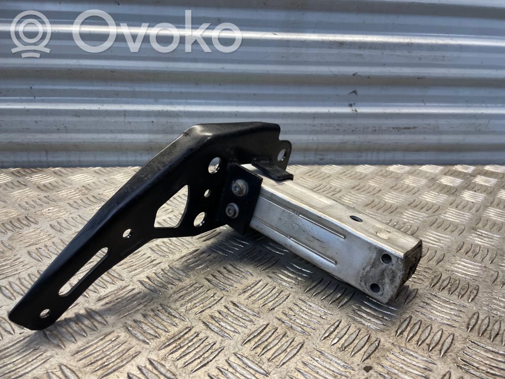 Audi A6 S6 C6 4F Radiator support slam panel bracket 