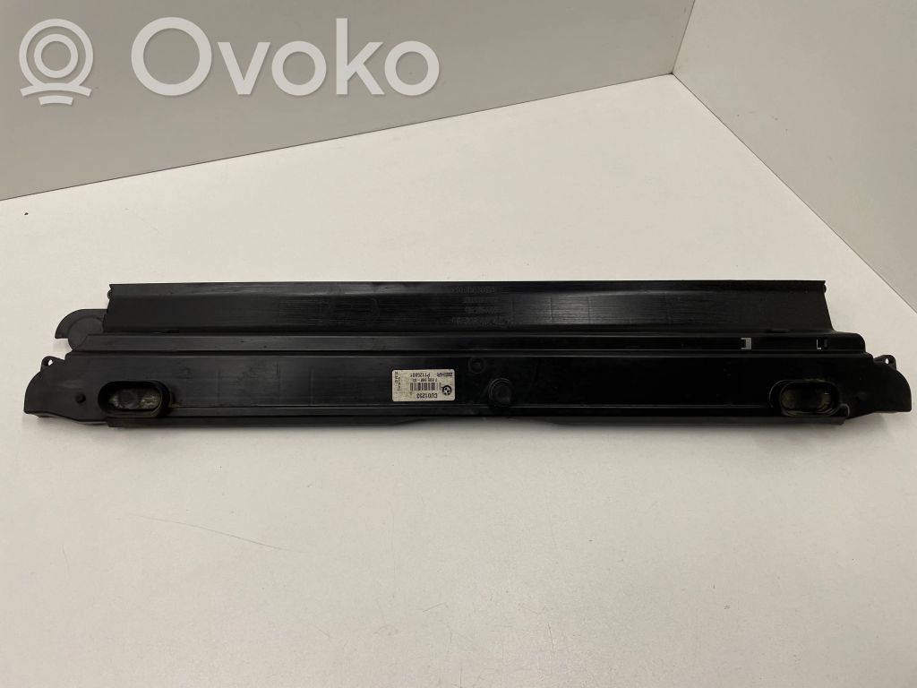 BMW 5 E60 E61 Radiatoru paneļa augšējā daļa (televizors) 