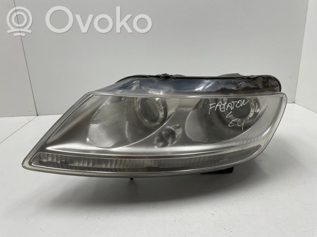 Volkswagen Phaeton Lampa przednia 