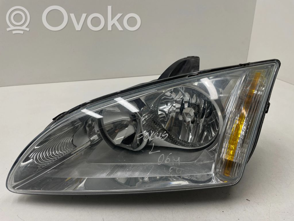 Ford Focus Headlight/headlamp 