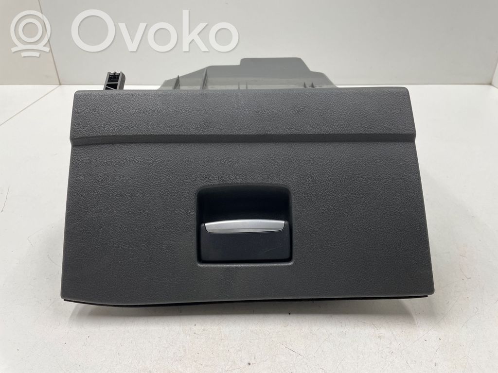 Ford Mondeo MK IV Schowek deski rozdzielczej 