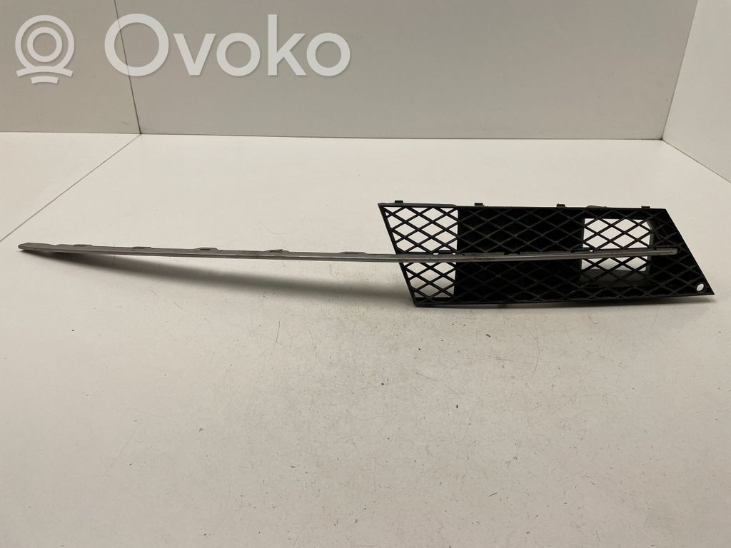 BMW 5 E60 E61 Unteres Gitter dreiteilig vorne 