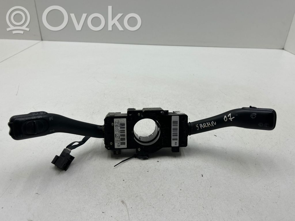 Volkswagen Sharan Wiper turn signal indicator stalk/switch 