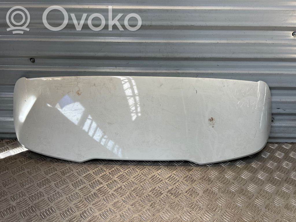 Volvo V40 Spoileris galinio dangčio 
