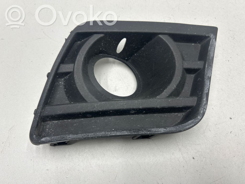 Chevrolet Camaro Moldura/rejilla de la luz antiniebla delantera 